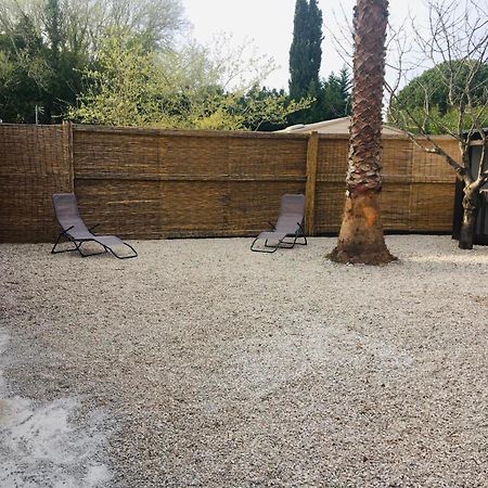 Mobil-Home Avec Grand Jardin Sérignan Esterno foto
