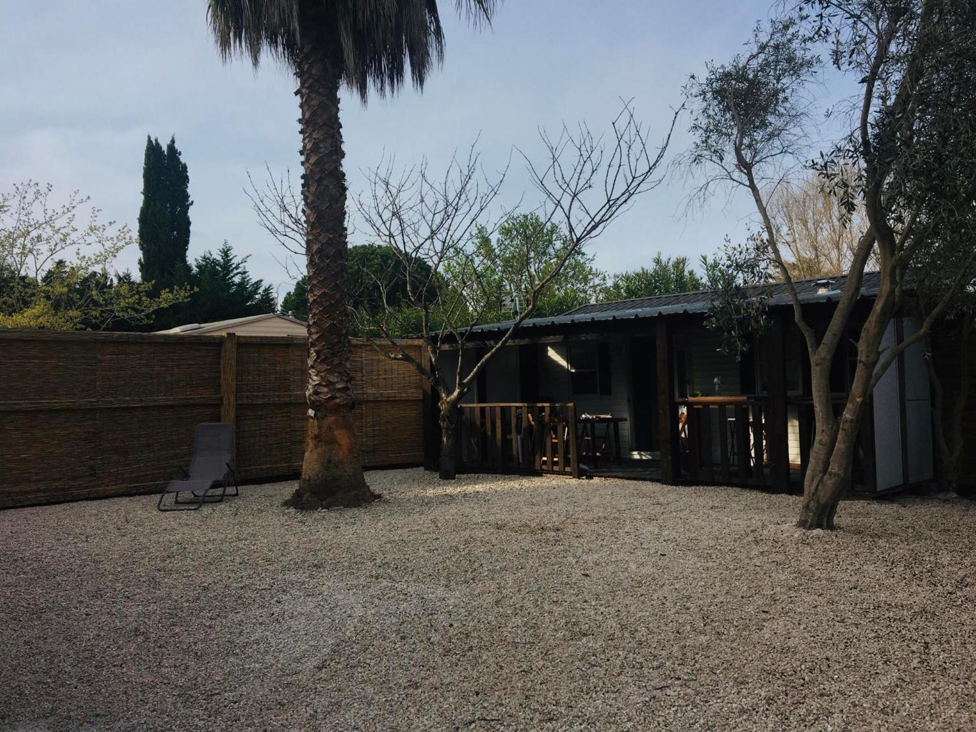 Mobil-Home Avec Grand Jardin Sérignan Esterno foto