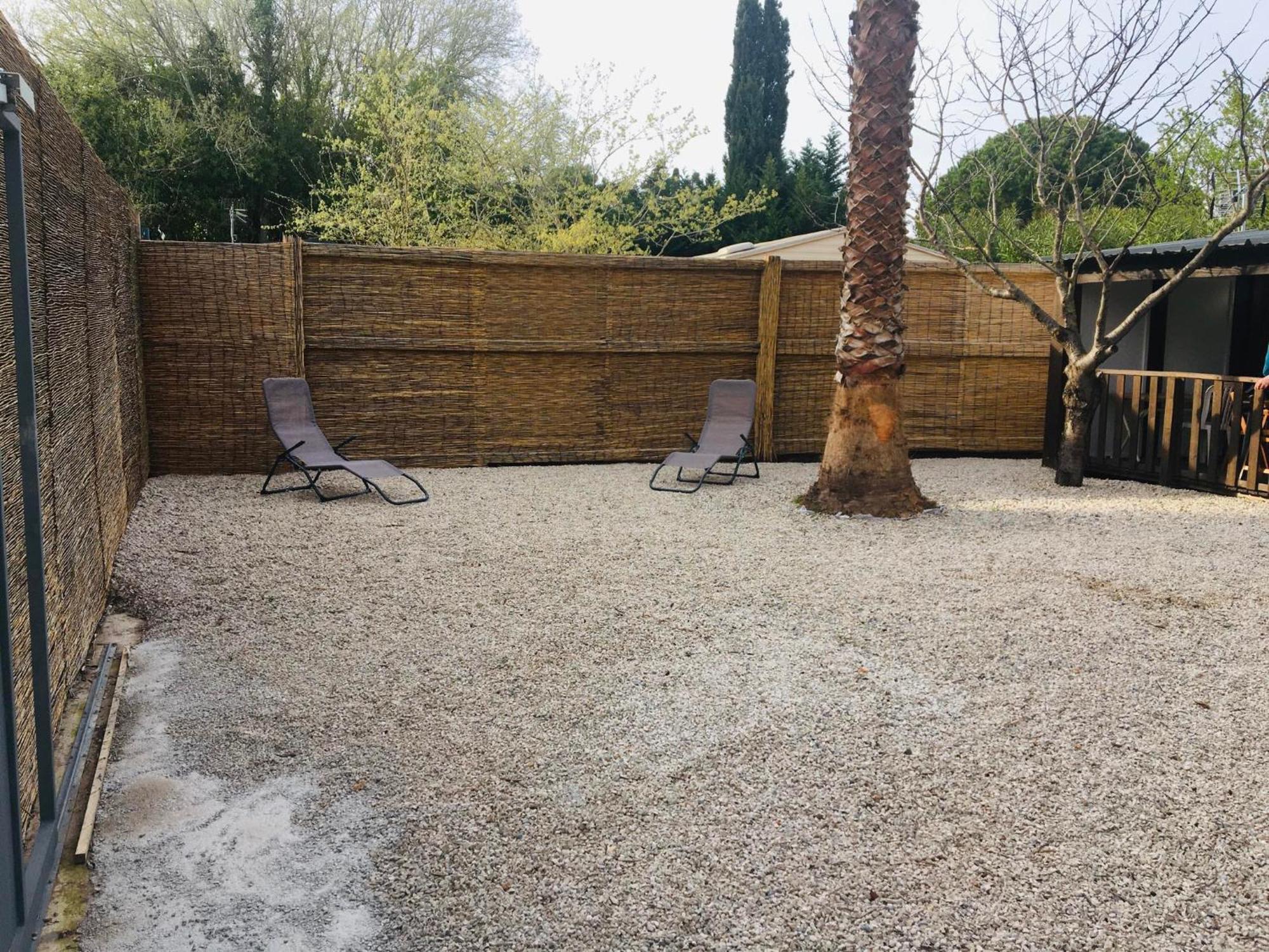 Mobil-Home Avec Grand Jardin Sérignan Esterno foto